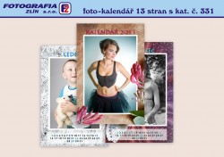 závěsný kalendář měsíční 13 stran